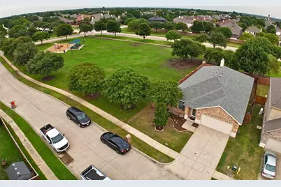 3901 Pitchstone Drive, McKinney, TX 75070 - Photo 3