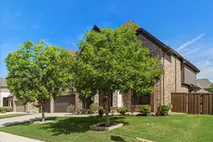2245 Gulfstream Dr, Little Elm, TX 75068 - Photo 3