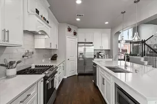 2245 Gulfstream Dr, Little Elm, TX 75068 - Photo 13