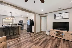 501 W Third St, Maypearl, TX 76064 - Photo 7