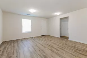 1120 W Owing St, Denison, TX 75020 - Photo 7