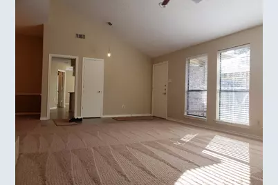 1307 Boardwalk Street, Arlington, TX 76011 - Photo 5