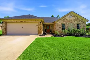 2810 Trey Cir, Athens, TX 75752 - Photo 1