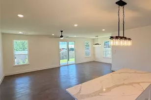 5402 Celina Ct, Granbury, TX 76048 - Photo 5