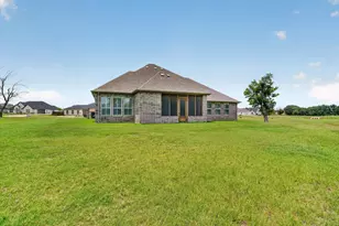 1136 Tremont Ln, Granbury, TX 76049 - Photo 37