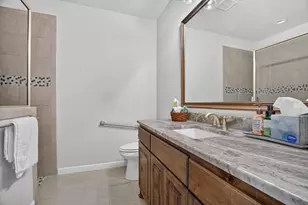 1136 Tremont Ln, Granbury, TX 76049 - Photo 31