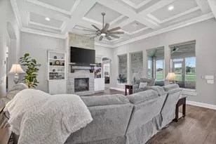 1136 Tremont Ln, Granbury, TX 76049 - Photo 11