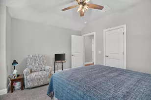 1136 Tremont Ln, Granbury, TX 76049 - Photo 33