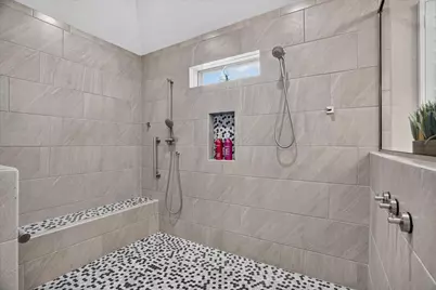 1136 Tremont Lane, Granbury, TX 76049 - Photo 27