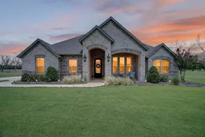 1136 Tremont Lane, Granbury, TX 76049 - Photo 1