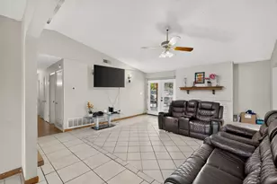 1514 Douglas Dr, Garland, TX 75041 - Photo 9