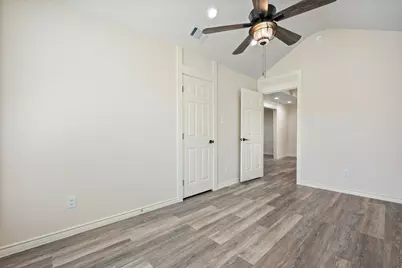 205 SW 11th Street, Mineral Wells, TX 76067 - Photo 9