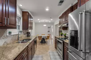 908 Vinecrest Ln, Richardson, TX 75080 - Photo 11