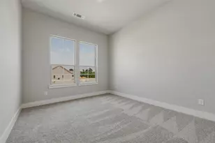 711 Water Side Dr, Van Alstyne, TX 75495 - Photo 13