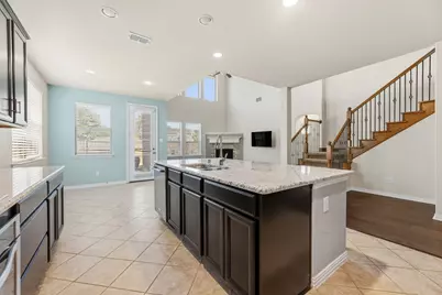 701 Park Place Lane, McKinney, TX 75071 - Photo 11