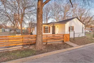 902 Calumet St, Waco, TX 76704 - Photo 3