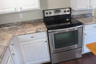 2208 Beverly Dr, Granbury, TX 76048 - Photo 31
