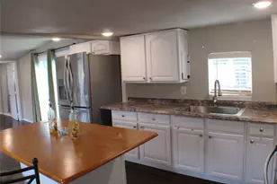 2208 Beverly Dr, Granbury, TX 76048 - Photo 29