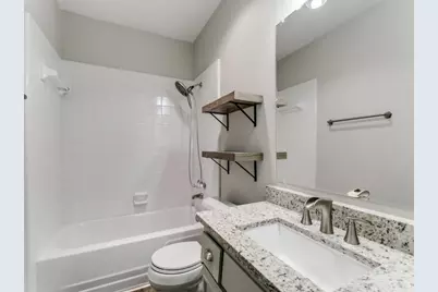 1607 Glenhill Lane, Lewisville, TX 75077 - Photo 7