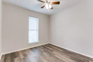 1607 Glenhill Ln, Lewisville, TX 75077 - Photo 7