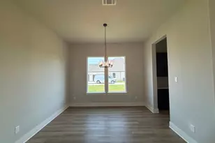 715 Water Side Dr, Van Alstyne, TX 75495 - Photo 5