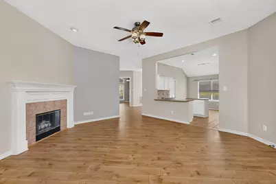 10201 Max Lane, Frisco, TX 75035 - Photo 7