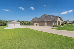 259 Wapiti Dr, Azle, TX 76020 - Photo 35
