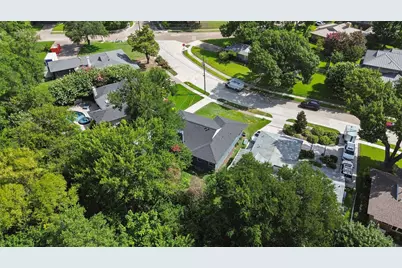 6615 Ridgemont Drive, Dallas, TX 75214 - Photo 23