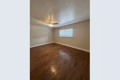 2211 S Vernon Avenue #101, Dallas, TX 75224 - Photo 3