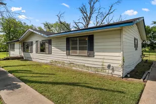 101 SE County Road 2240, Corsicana, TX 75109 - Photo 5
