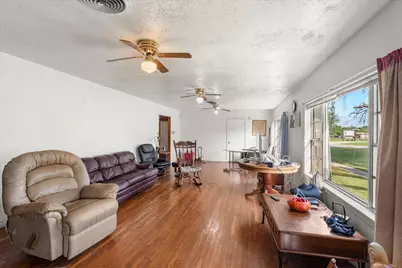 101 SE County Road 2240, Corsicana, TX 75109 - Photo 11