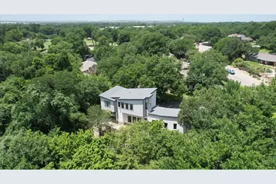 3751 Stoney Creek Court, Fort Worth, TX 76116 - Photo 3