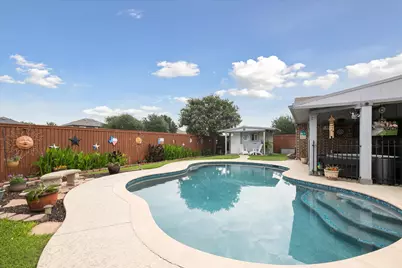 568 Willowview Drive, Saginaw, TX 76179 - Photo 1