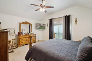 568 Willowview Dr, Saginaw, TX 76179 - Photo 17