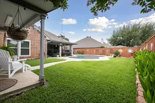 568 Willowview Dr, Saginaw, TX 76179 - Photo 33