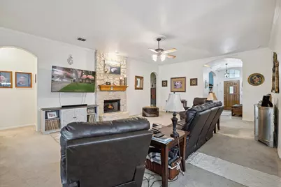 568 Willowview Drive, Saginaw, TX 76179 - Photo 9