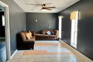 3033 Mccarthy St, Irving, TX 75062 - Photo 9
