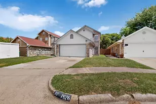 1826 McAlaster St, Cedar Hill, TX 75104 - Photo 3
