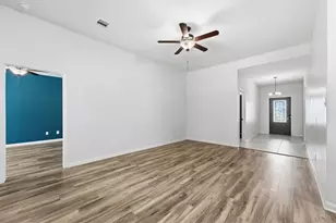 7707 Boulder Sunstone Ln, Conroe, TX 77304 - Photo 5