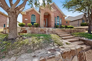 404 Castle St, DeSoto, TX 75115 - Photo 3