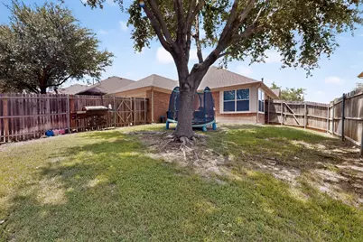 404 Castle Street, DeSoto, TX 75115 - Photo 35