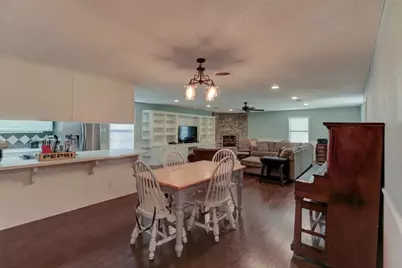 1911 Cypress Court, Gainesville, TX 76240 - Photo 9