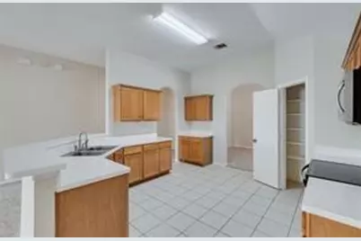 1152 Galicia Lane, Dallas, TX 75217 - Photo 15