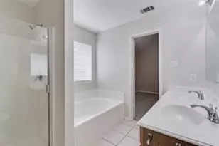 1152 Galicia Ln, Dallas, TX 75217 - Photo 27