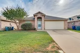 1152 Galicia Ln, Dallas, TX 75217 - Photo 1