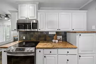 504 Monssen Dr, Dallas, TX 75224 - Photo 21