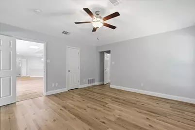 205 N Forest Lane, Double Oak, TX 75077 - Photo 21