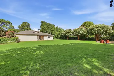 205 N Forest Lane, Double Oak, TX 75077 - Photo 3