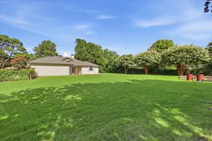 205 N Forest Ln, Double Oak, TX 75077 - Photo 3