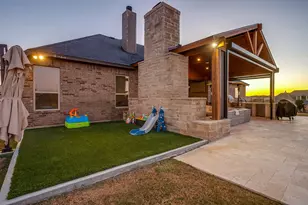 7320 Spring Ranch Ct, Godley, TX 76044 - Photo 11